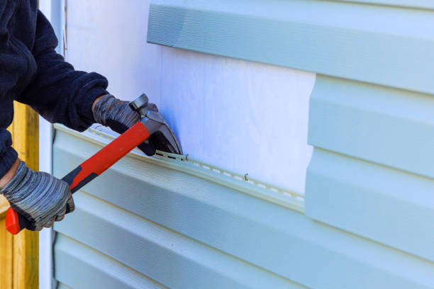 Reliable Siding Inspection contractor in Clinton, IL by Creative Siding